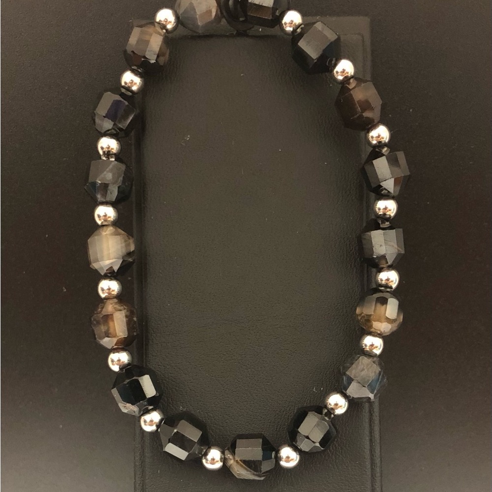 Natural Black Agate Bracelet Faceted Beads Barrel Shape Stretchable Bracelet - Picture 3 of 5